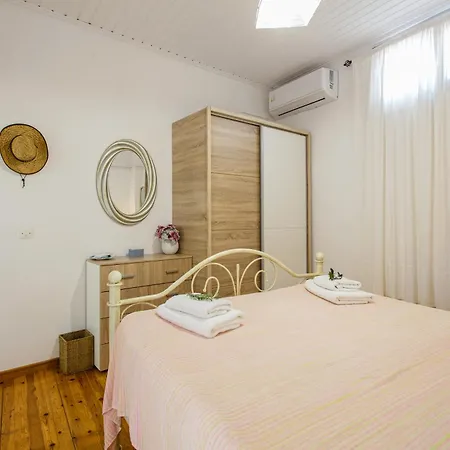 Vera's Apartment Kassiopi